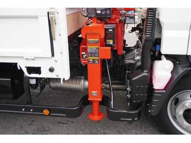 MITSUBISHI CANTER 2025