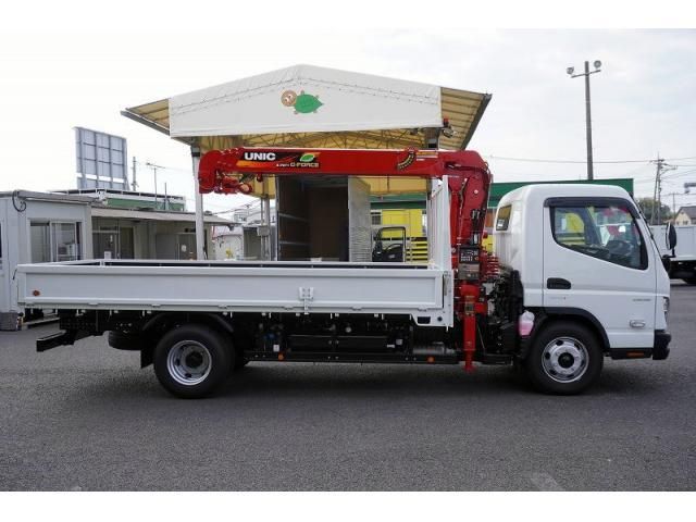 MITSUBISHI CANTER 2025