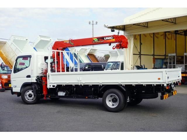 MITSUBISHI CANTER 2025