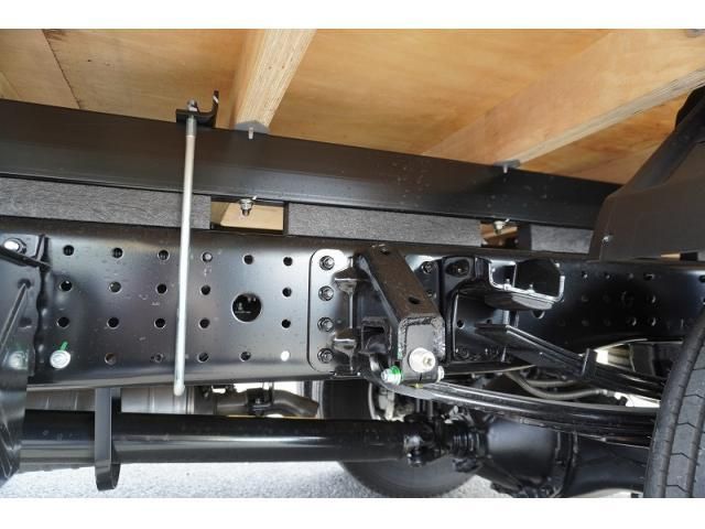 MITSUBISHI CANTER 2025