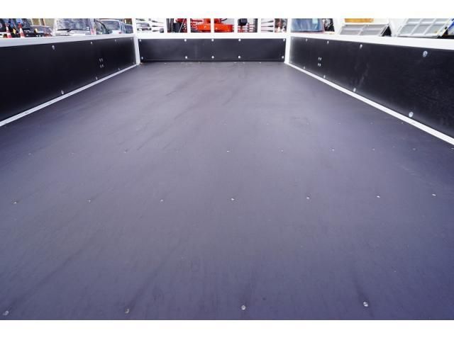 MITSUBISHI CANTER 2025