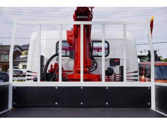 MITSUBISHI CANTER 2025