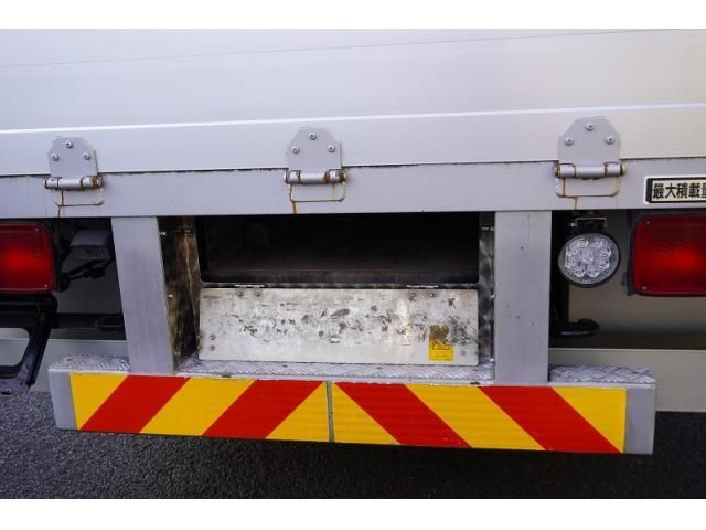 MITSUBISHI FUSOU FIGHTER 2015