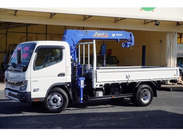 MITSUBISHI CANTER 2023