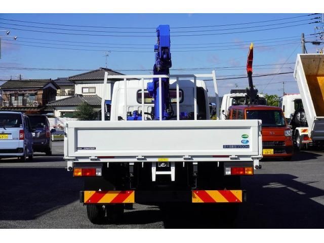 MITSUBISHI CANTER 2023