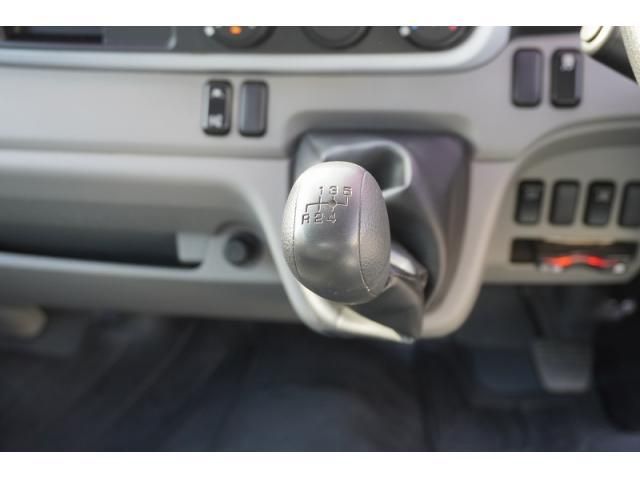 MITSUBISHI CANTER 2023