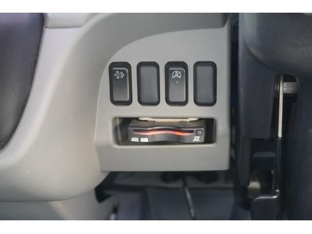 MITSUBISHI CANTER 2023