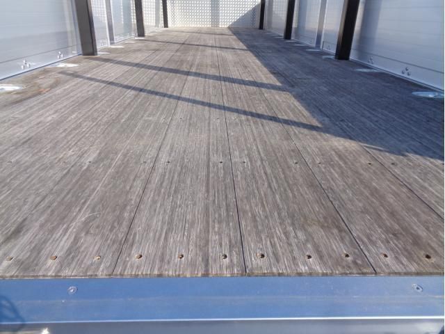 MITSUBISHI FUSOU SUPER GREAT 2024