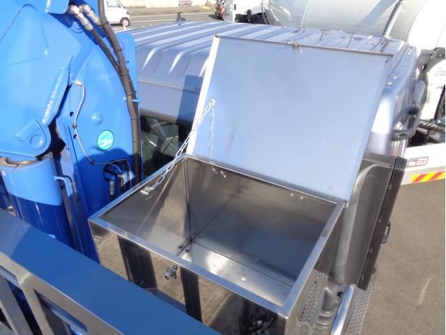 MITSUBISHI FUSOU SUPER GREAT 2024