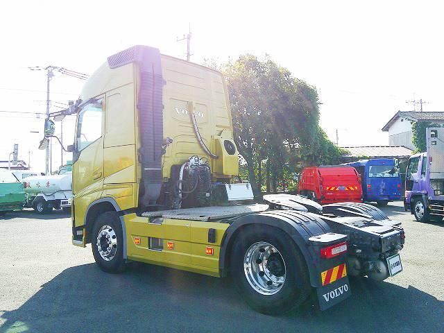VOLVO VOLVO FH 2017