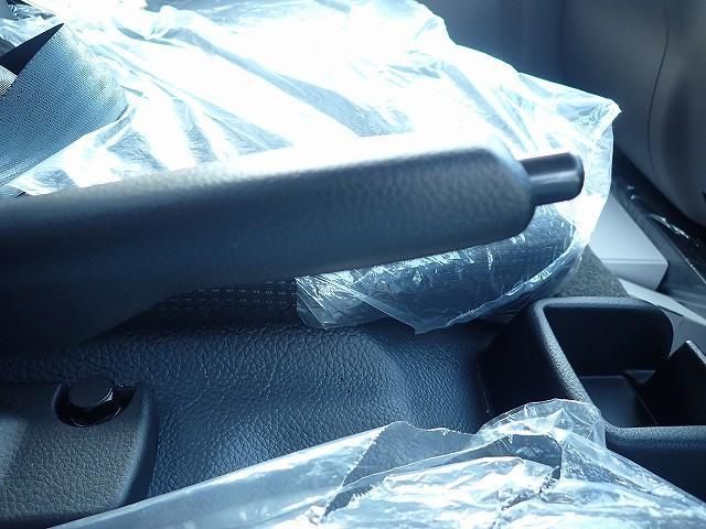 MITSUBISHI CANTER 2024