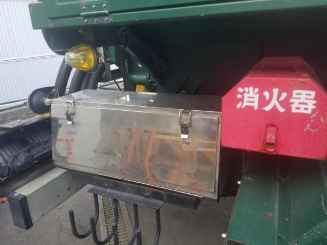 MITSUBISHI FUSOU FIGHTER 2008