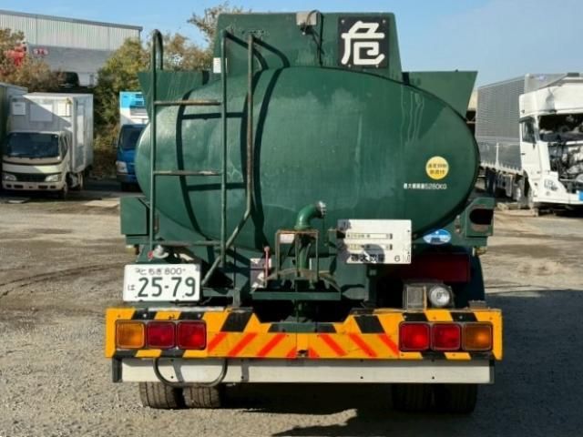 MITSUBISHI FUSOU FIGHTER 2008