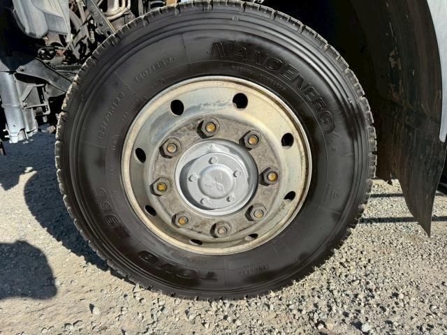 MITSUBISHI FUSOU FIGHTER 2008