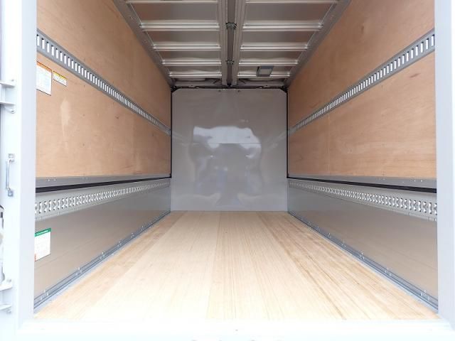 MITSUBISHI CANTER 2025