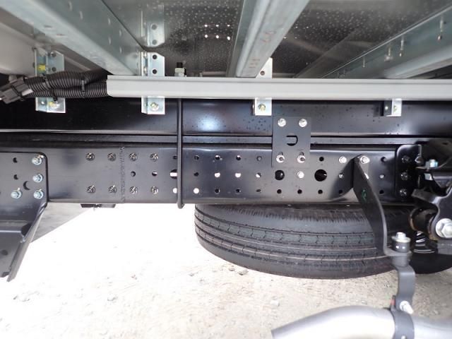 MITSUBISHI CANTER 2025