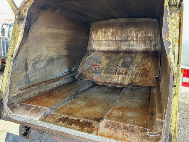 MITSUBISHI CANTER 2014