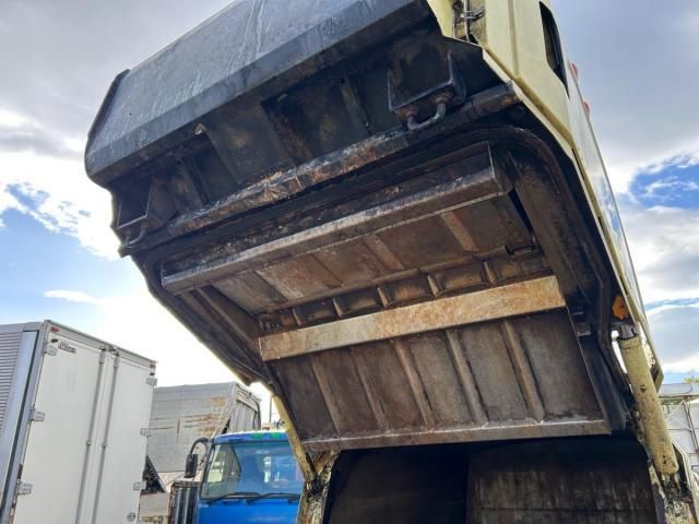 MITSUBISHI CANTER 2014