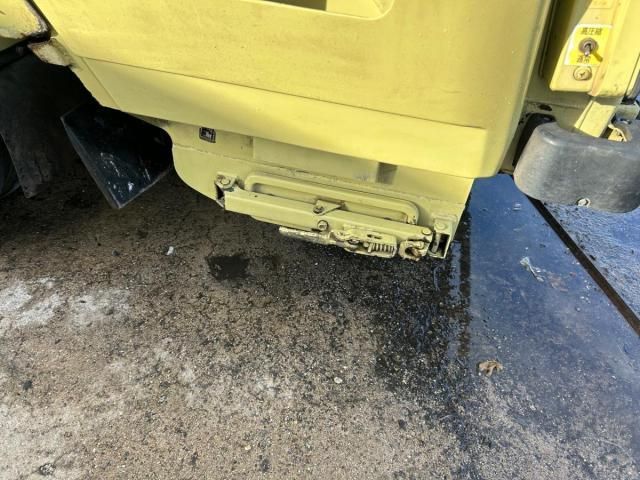 MITSUBISHI CANTER 2014