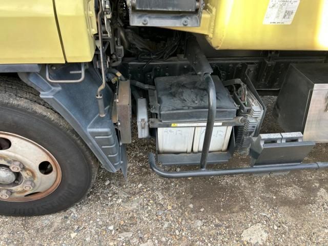 MITSUBISHI CANTER 2014