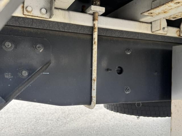 NISSAN DIESEL Quon 2017