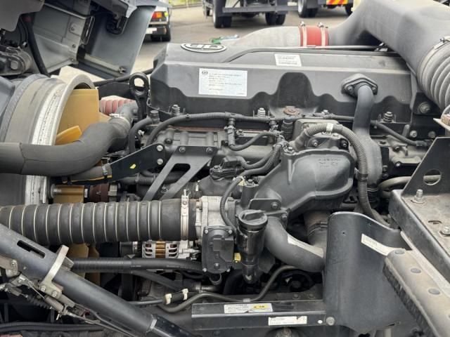 NISSAN DIESEL Quon 2017