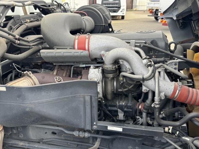 NISSAN DIESEL Quon 2017