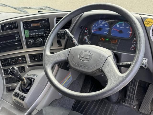 NISSAN DIESEL Quon 2017