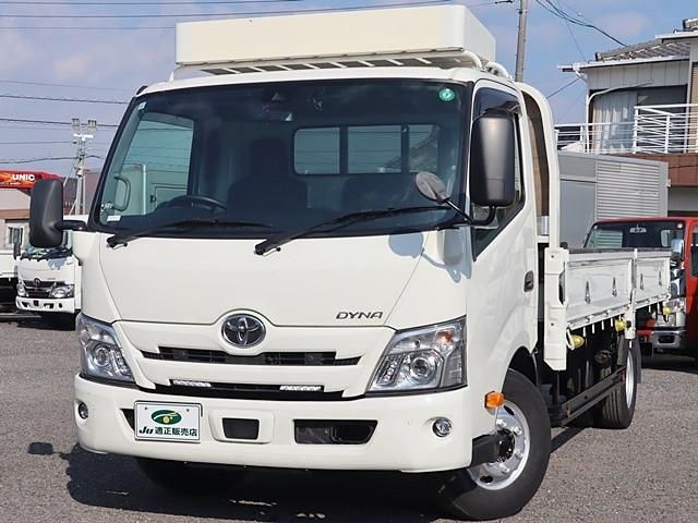 TOYOTA DYNA 2022
