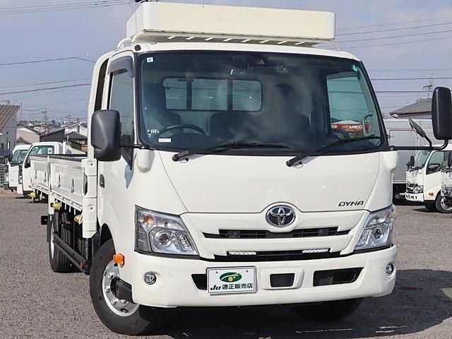 TOYOTA DYNA 2022