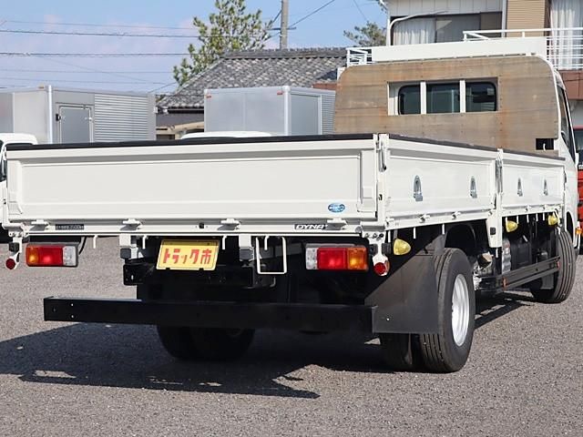 TOYOTA DYNA 2022