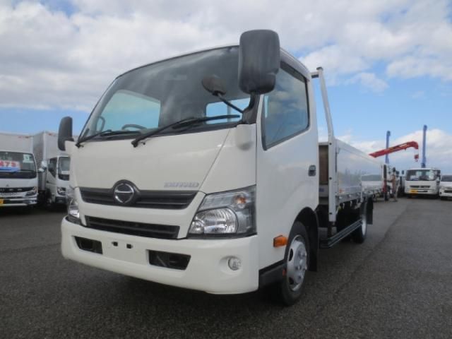 HINO DUTRO 2014