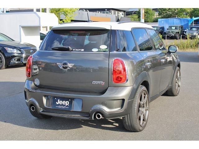 BMW BMW MINI COOPER S CROSSOVER 2012