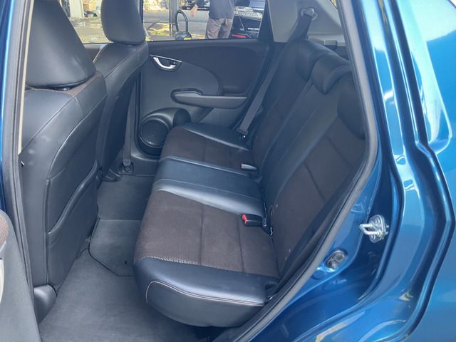 HONDA FIT SHUTTLE 2012