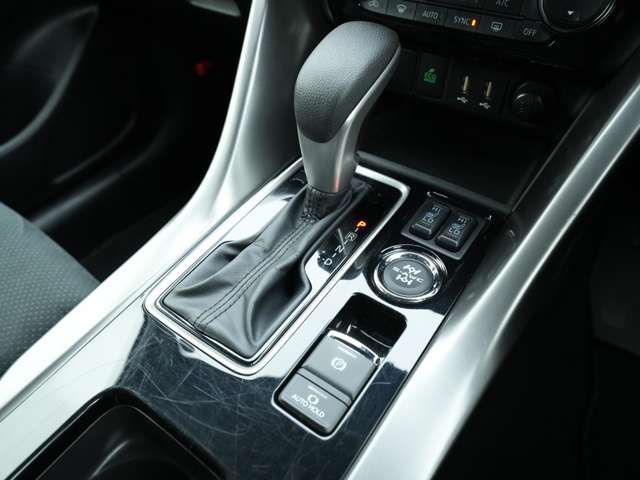 MITSUBISHI ECLIPSE CROSS 4WD 2024