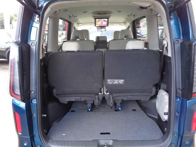 NISSAN SERENA  WG 2023