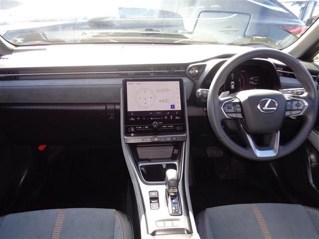 TOYOTA LEXUS LBX 2024