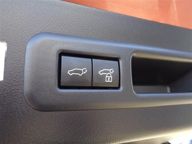 TOYOTA LEXUS LBX 2024