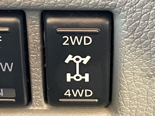 NISSAN NV350 CARAVAN 4WD 2019