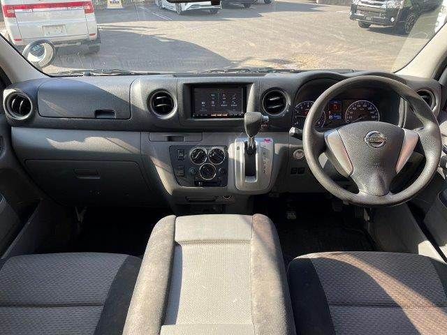 NISSAN NV350 CARAVAN 2014
