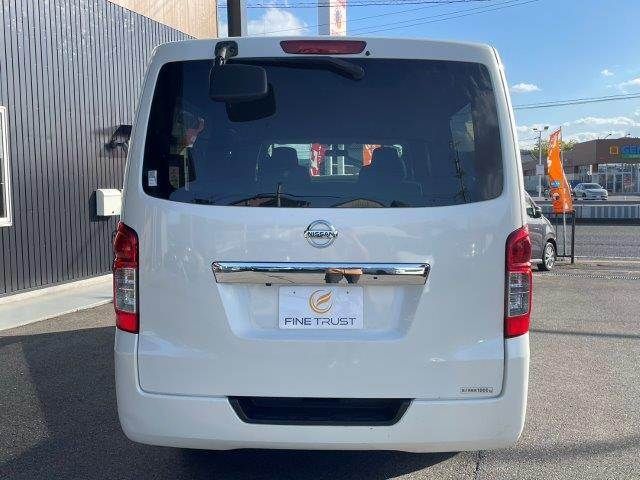 NISSAN NV350 CARAVAN 2014
