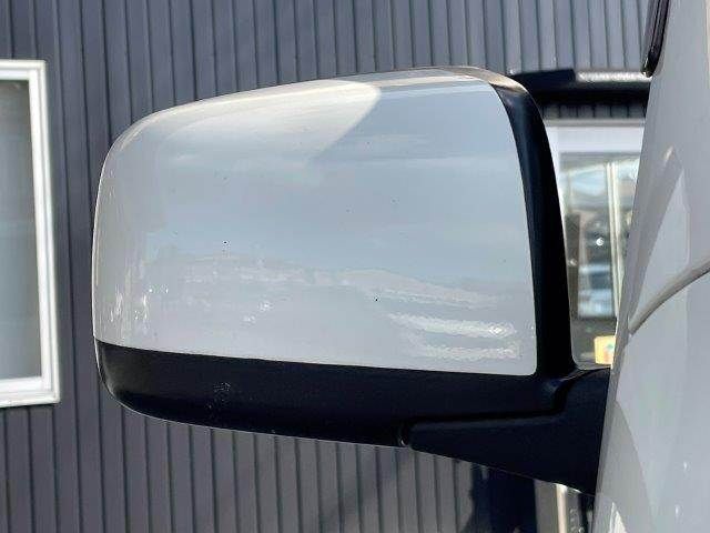 NISSAN NV350 CARAVAN 2014