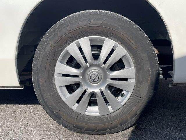 NISSAN NV350 CARAVAN 2014