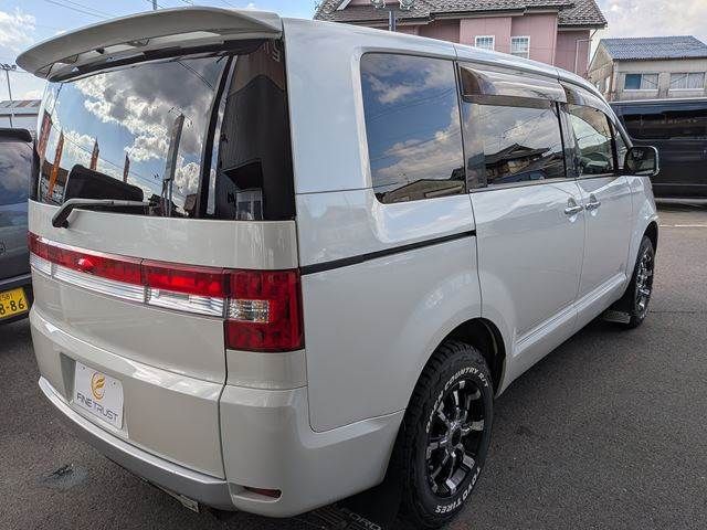 MITSUBISHI DELICA D:5 4WD 2014