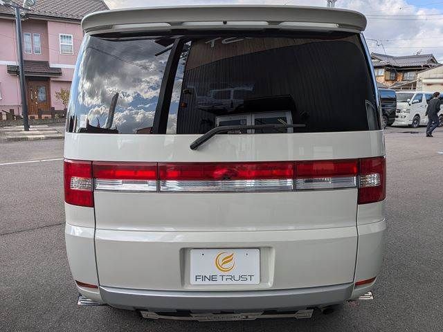 MITSUBISHI DELICA D:5 4WD 2014