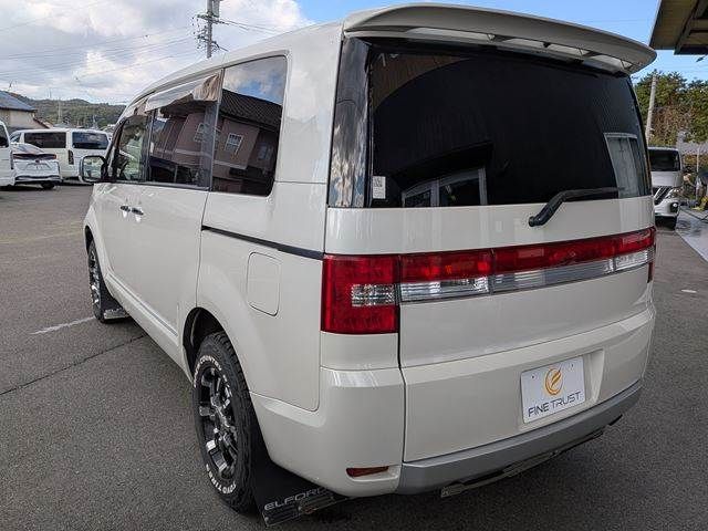 MITSUBISHI DELICA D:5 4WD 2014