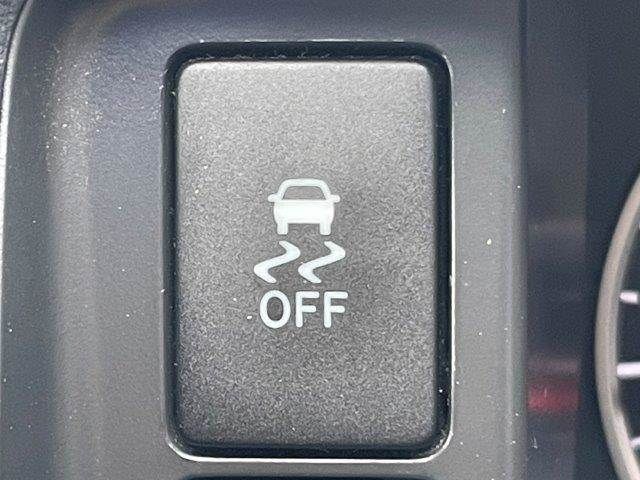 TOYOTA HIACE van 4WD 2018