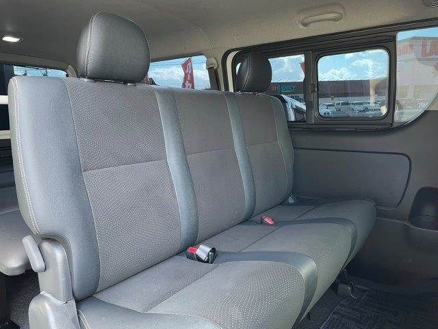 TOYOTA HIACE van 4WD 2018