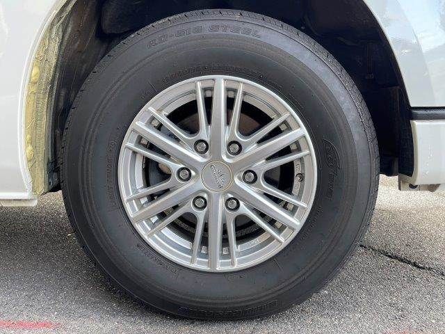 TOYOTA HIACE van 4WD 2018