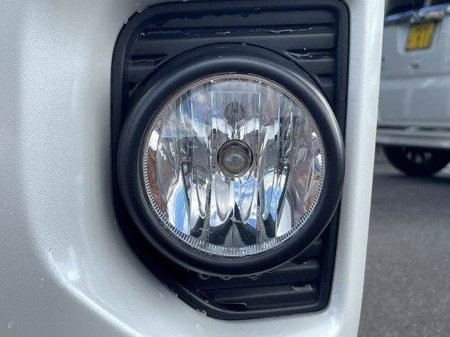 TOYOTA HIACE van 4WD 2018